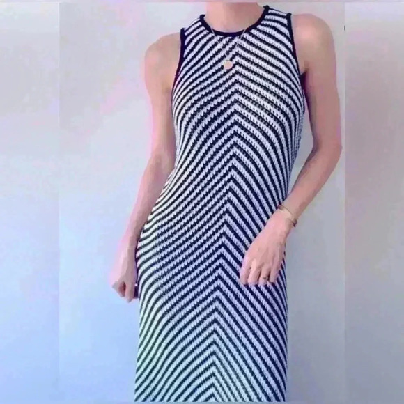 NWT House of Harlow 1960 Crochet‎ Sleeveless Maxi Dress White & Navy Size M - Picture 2 of 9